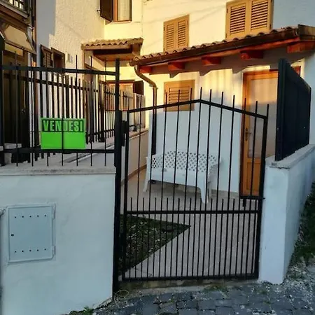 Casa Castel del Monte (Abruzzo)
